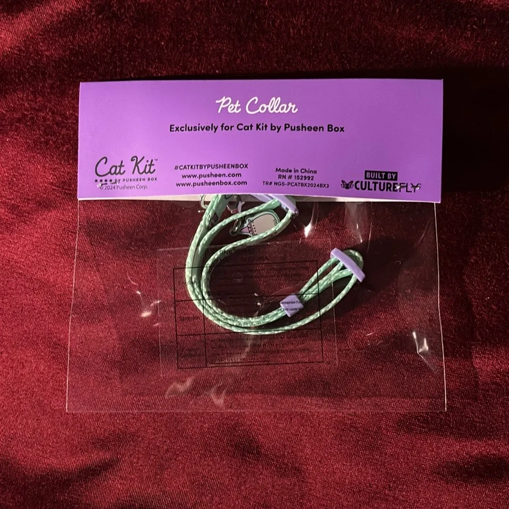 Cat kit by pushing pet collar witchy themed